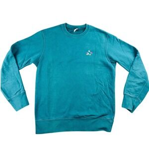 Uniqlo x Disney Donald Duck Sets Out Sweatshirt M Blue Embroider Graphic Cotton